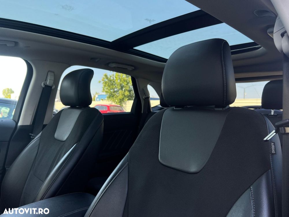 Ford Edge - 22