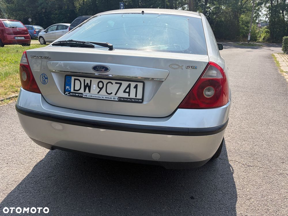 Ford Mondeo 1.8 SCi Ghia - 22