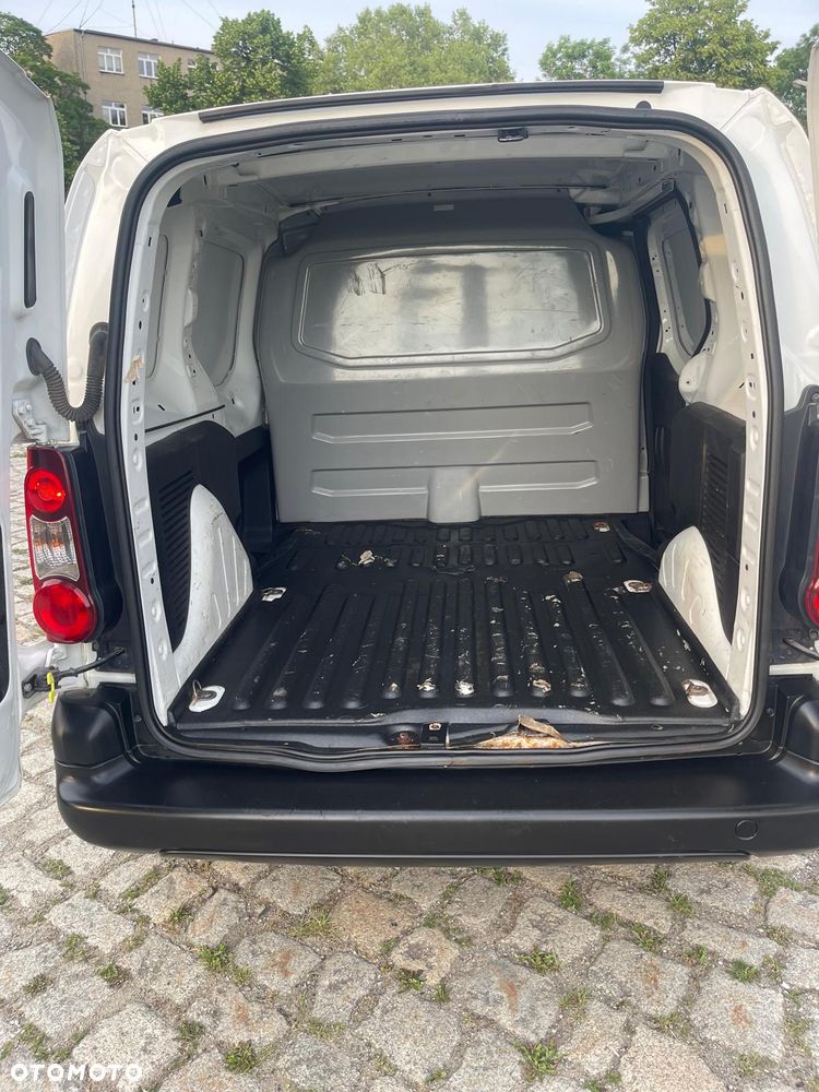 Peugeot PARTNER - 9