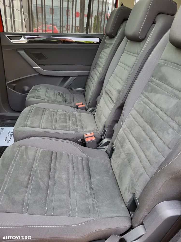 Volkswagen Touran 2.0 TDI Highline - 25