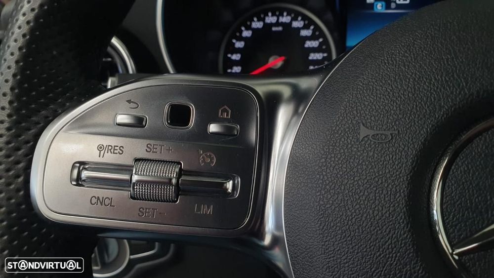 Mercedes-Benz GLC 300 e 4Matic - 23