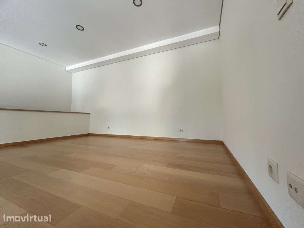 Apartamento T 1 Campo 24 de agosto - Grande imagem: 2/10