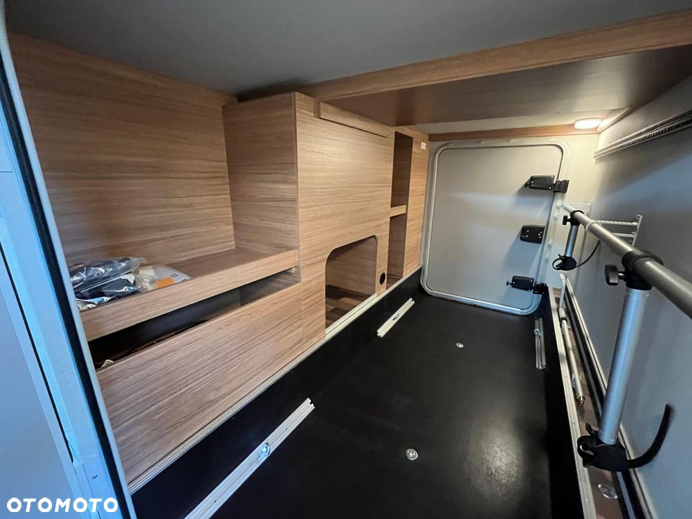 Weinsberg CaraCompact Suite 640 MEG EDITION [PEPPER] - Mercedes-Benz Sprinter - 19