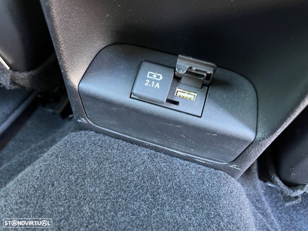 Lexus UX 300e Executive Line - 40