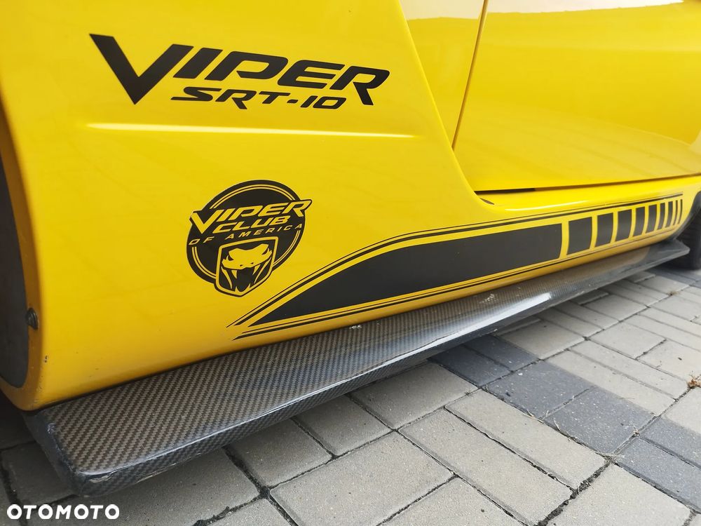 Dodge Viper - 11