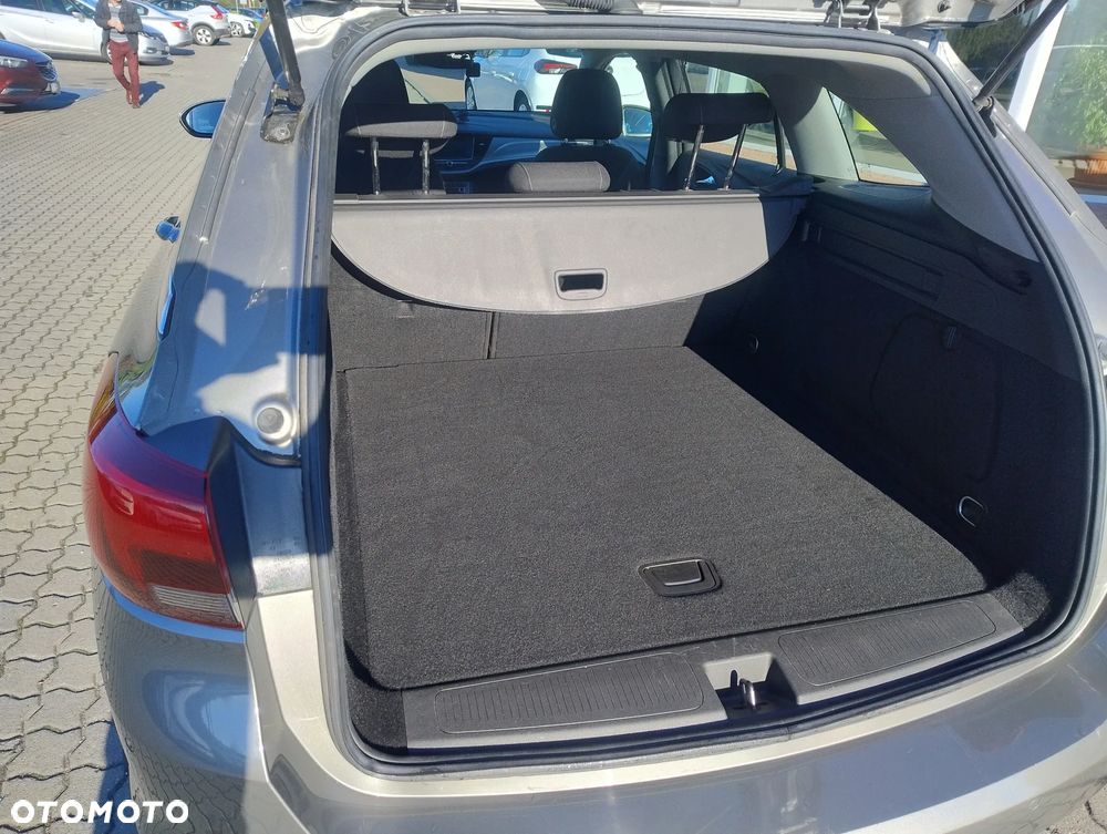 Opel Astra V 1.4 T Enjoy - 11