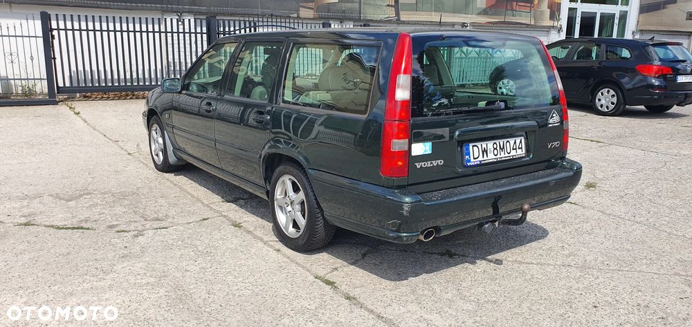 Volvo V70 2.4 - 10