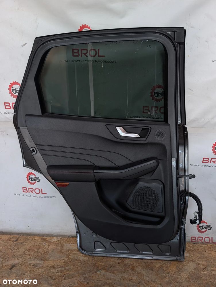 DRZWI TYLNE LEWE FORD KUGA MK3 23' 19-23 MAGNETIC GREY - 2