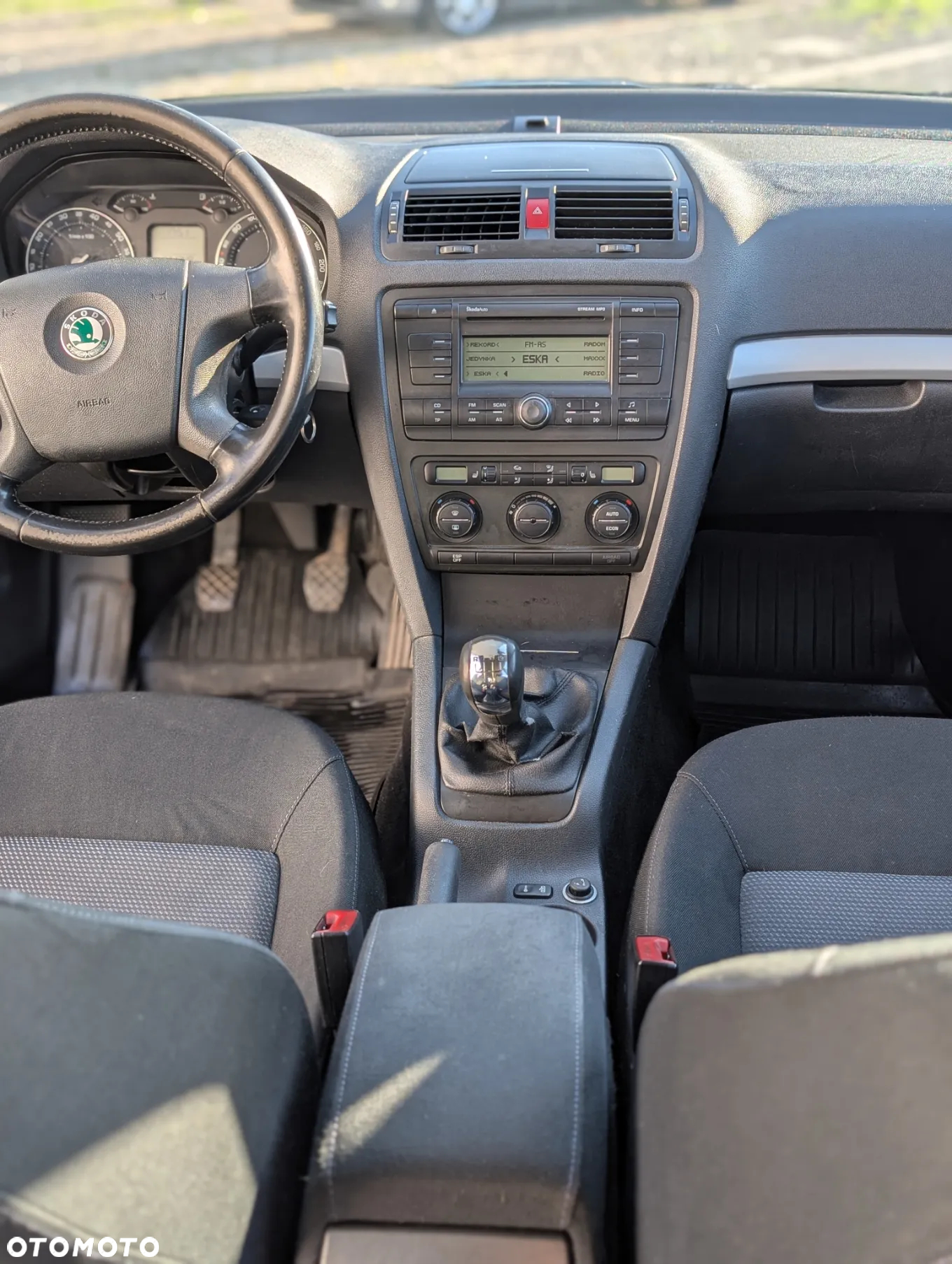 Skoda Octavia 1.6 - 20