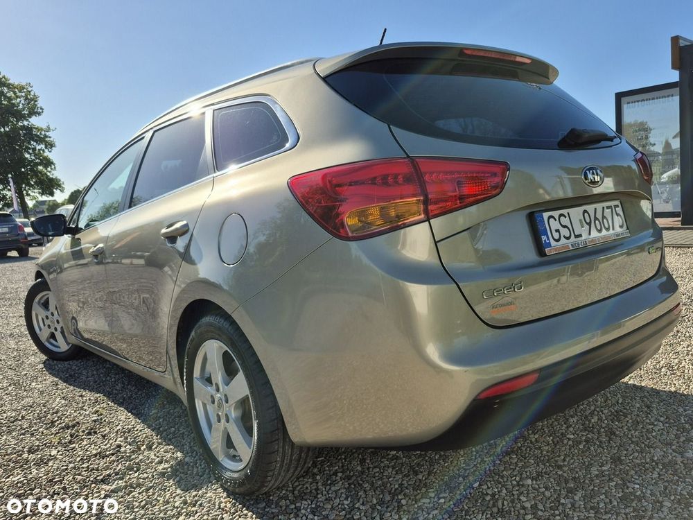 Kia Ceed - 26