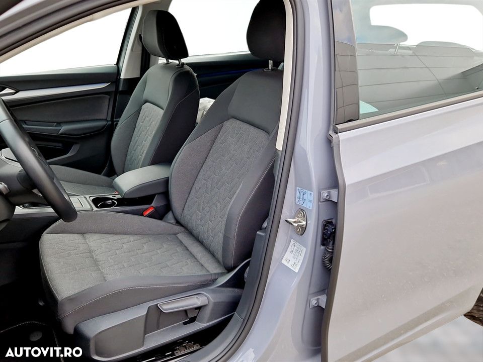 Volkswagen Golf 1.5 TSI Life - 11