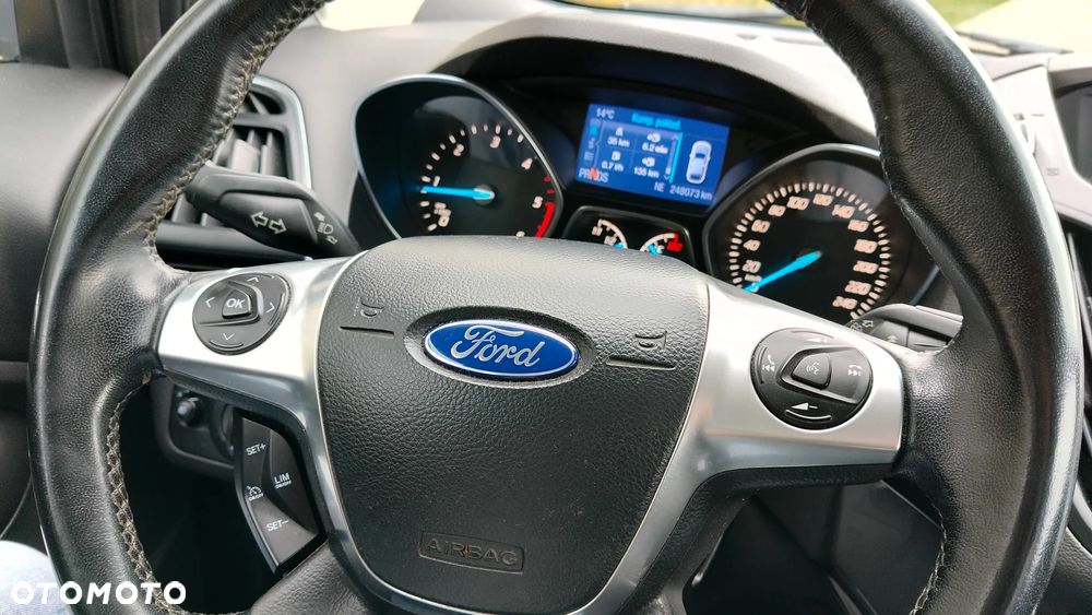 Ford Kuga 2.0 TDCi 4x4 Titanium - 8