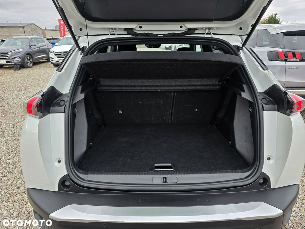 Peugeot 2008 1.2 PureTech GT S&S EAT8 - 11