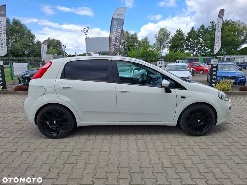 Fiat Punto 1.4 Easy S&S - 27