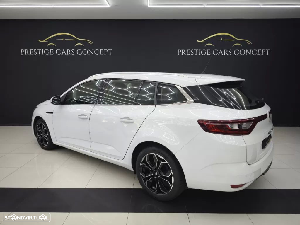 Renault Mégane Sport Tourer 1.5 Blue dCi Limited EDC - 5