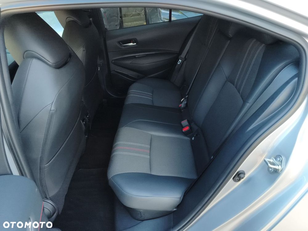 Toyota Corolla 1.8 Hybrid GR Sport Dynamic - 14