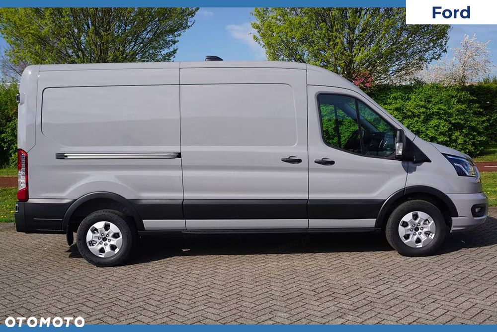 Ford Transit L3H2 Limited 350 A8 2.0 165KM - 2