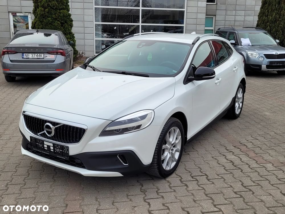 Volvo V40 Cross Country D2 Momentum - 3