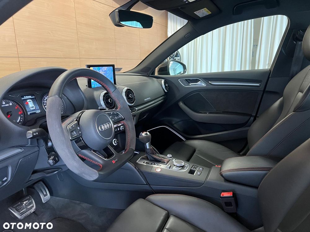 Audi RS3 Sportback 2.5 TFSI Quattro S tronic - 17