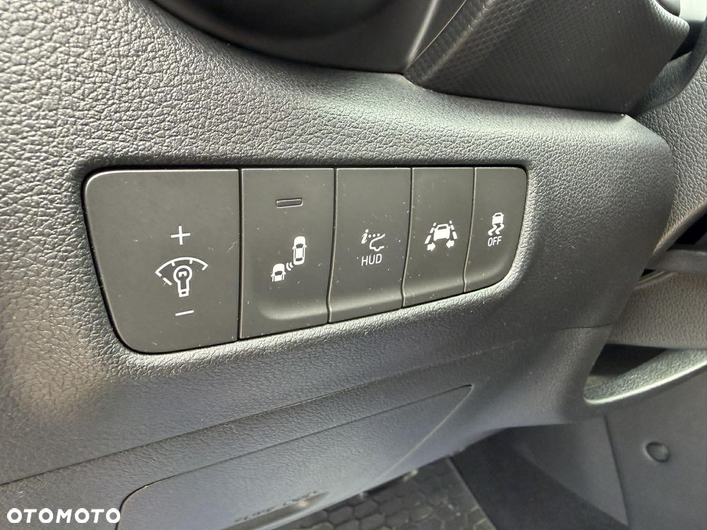 Hyundai Kona 1.6 T-GDI DCT 4WD Premium - 23