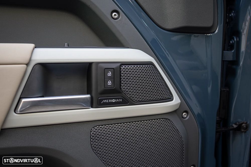 Land Rover Defender 3.0 I6 90 AWD SE - 7