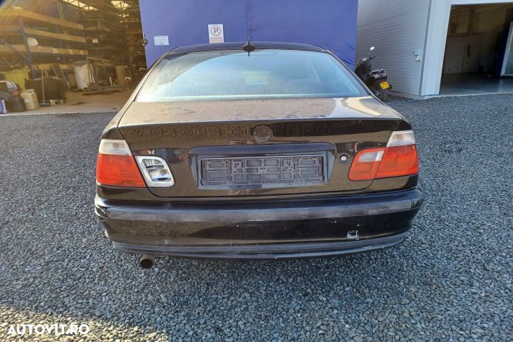 Radiocasetofon BMW Seria 3 E46 [1997 - 2003] Sedan 4-usi 316i MT (105 - 8