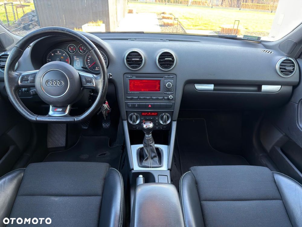 Audi A3 Sportback 2.0 TDI DPF Ambiente - 19