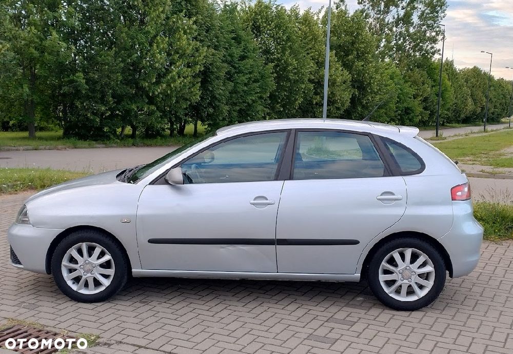 Seat Ibiza 1.6 16V Reference - 6