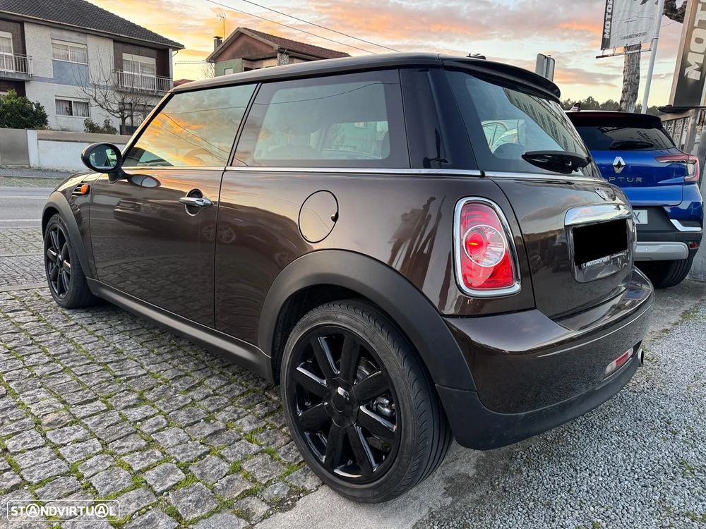 MINI 3 Portas Cooper D - 5