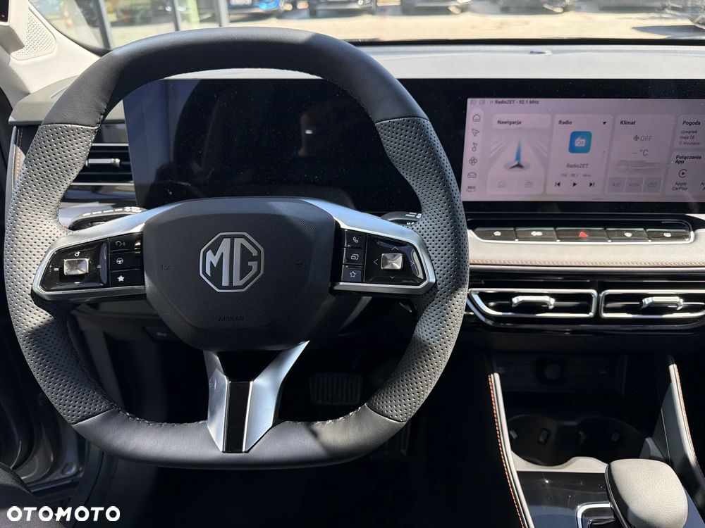 MG HS Hybrid+ - 14