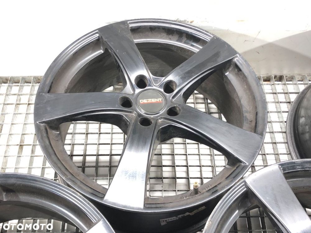 FELGI ALUMINIOWE KOMPLET 18 8J 5X112 ET35 ŚRODEK CENTR. 70.1  AUDI A4 B8 (8K2) 2007 - 2015 - 3