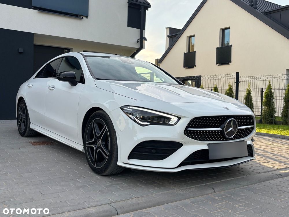 Mercedes-Benz CLA 200 4-Matic AMG Line 8G-DCT - 3