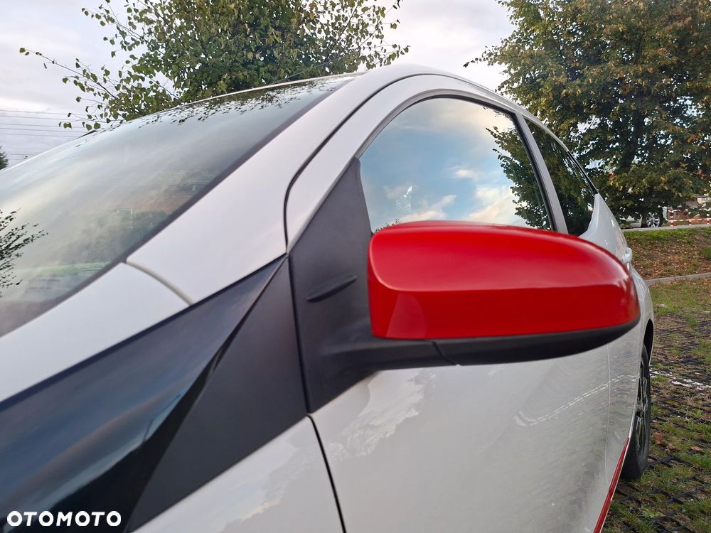 Toyota Aygo x-play connect - 12