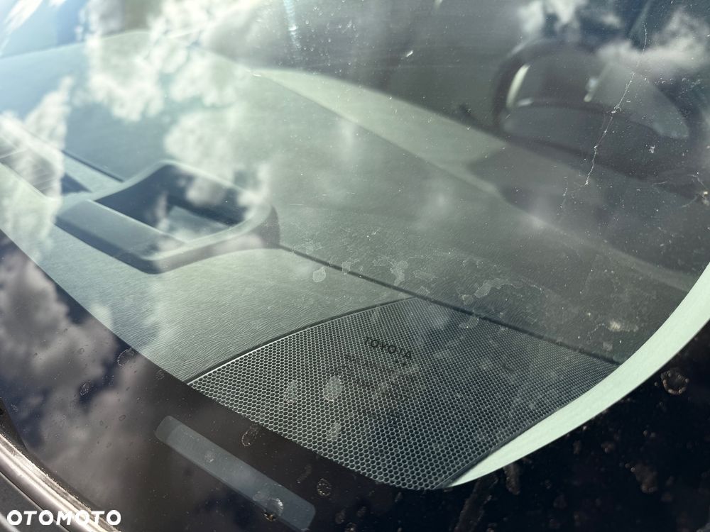 Toyota Prius 1.8 HSD Prestige - 28