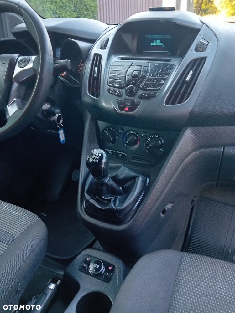 Ford TRANSIT CONNECT - 13