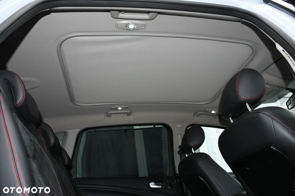 Ford S-Max - 31