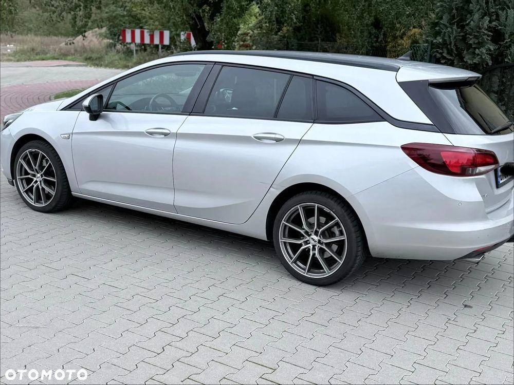 Opel Astra 1.6 BiTrb D (CDTI) Start/Stop Sports Tourer Innovation - 10
