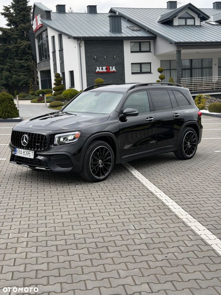 Mercedes-Benz GLB 250 8G-DCT AMG Line - 2