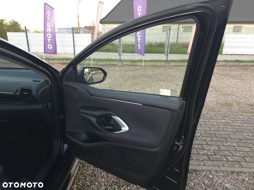 Toyota Yaris Hybrid 1.5 Comfort - 12