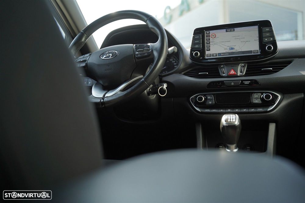 Hyundai i30 1.6 CRDi Blue GO! - 14
