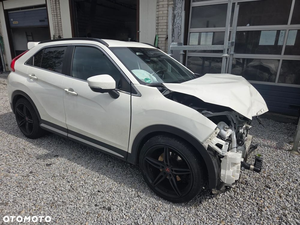 Mitsubishi Eclipse Cross 1.5 T-MIVEC 2WD Diamant+ - 3