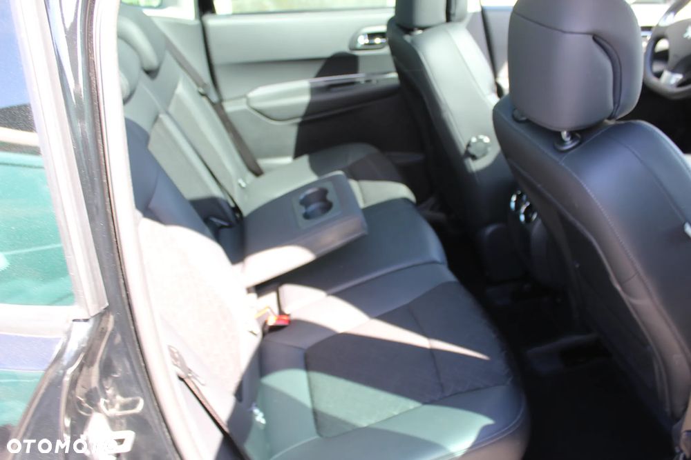 Peugeot 3008 1.6 Premium+ - 31