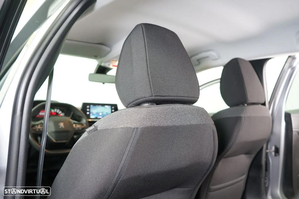 Peugeot 208 1.2 PureTech Active - 36