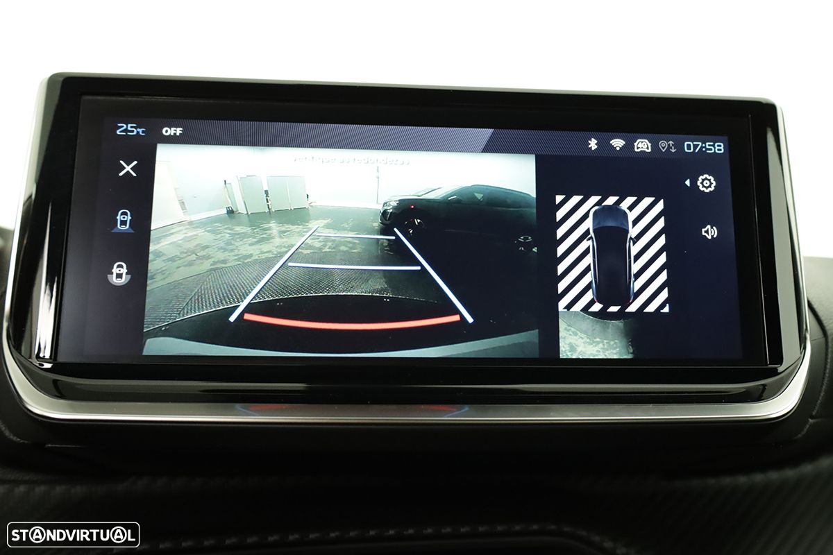 Peugeot 2008 1.2 PureTech Allure - 12