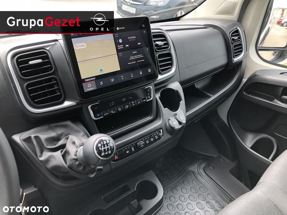 Opel Movano - 12