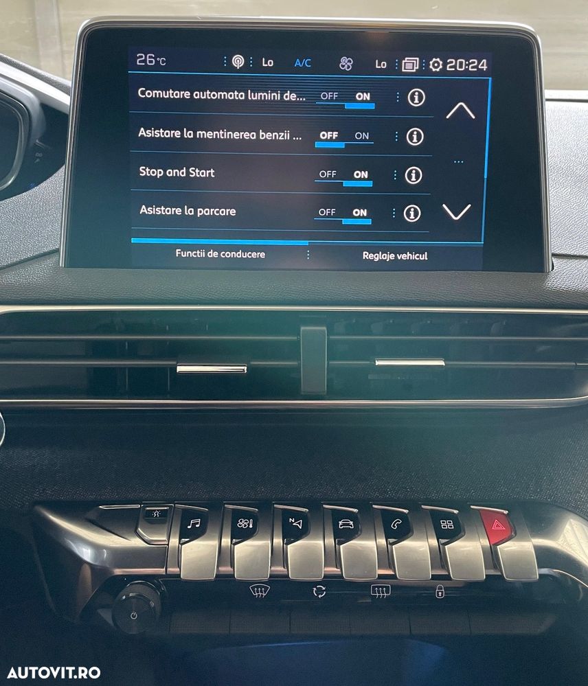 Peugeot 3008 1.2 PureTech 130 EAT8 GT - 24