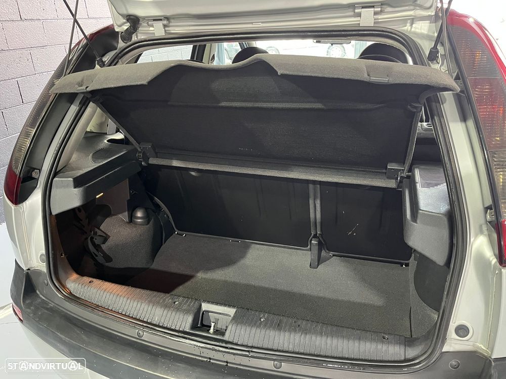 Opel Corsa 1.2 16V N-Joy - 26