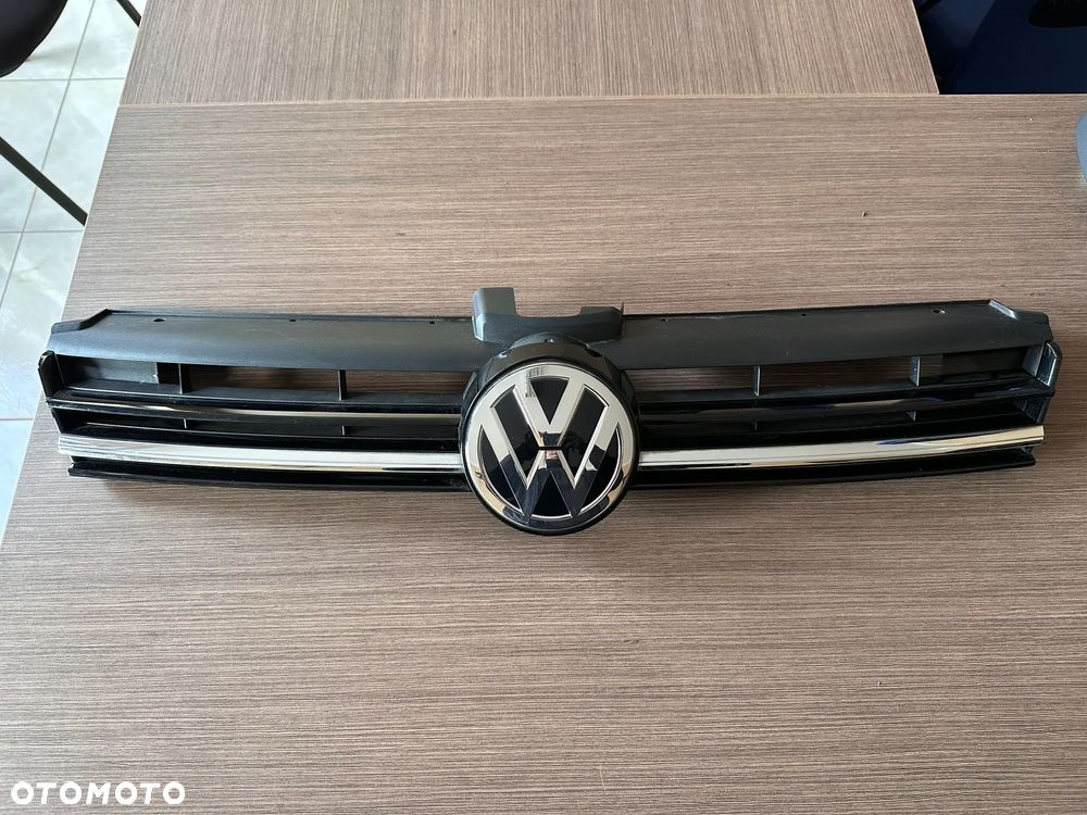 Grill Atrapa VW Golf VII 7 Lift 5G0853653Q - 1