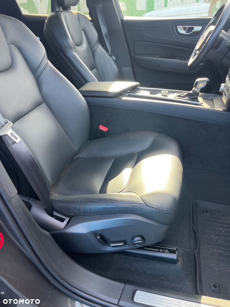 Volvo XC 60 - 16