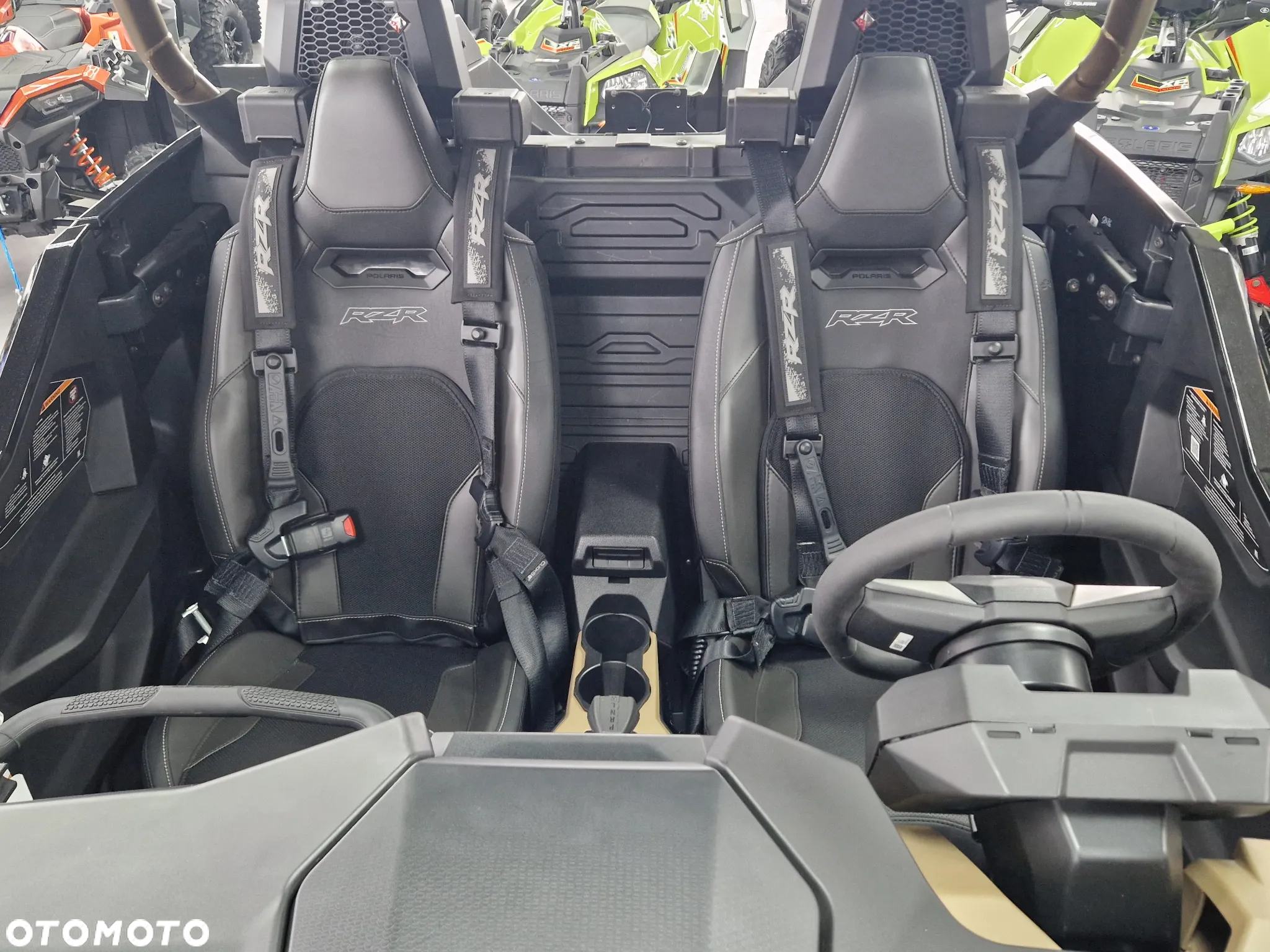 Polaris RZR - 13